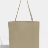 Modern Weaving Slim Lamb Sak in Taupe Accessories