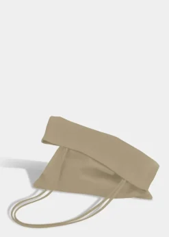 Modern Weaving Slim Lamb Sak in Taupe Accessories