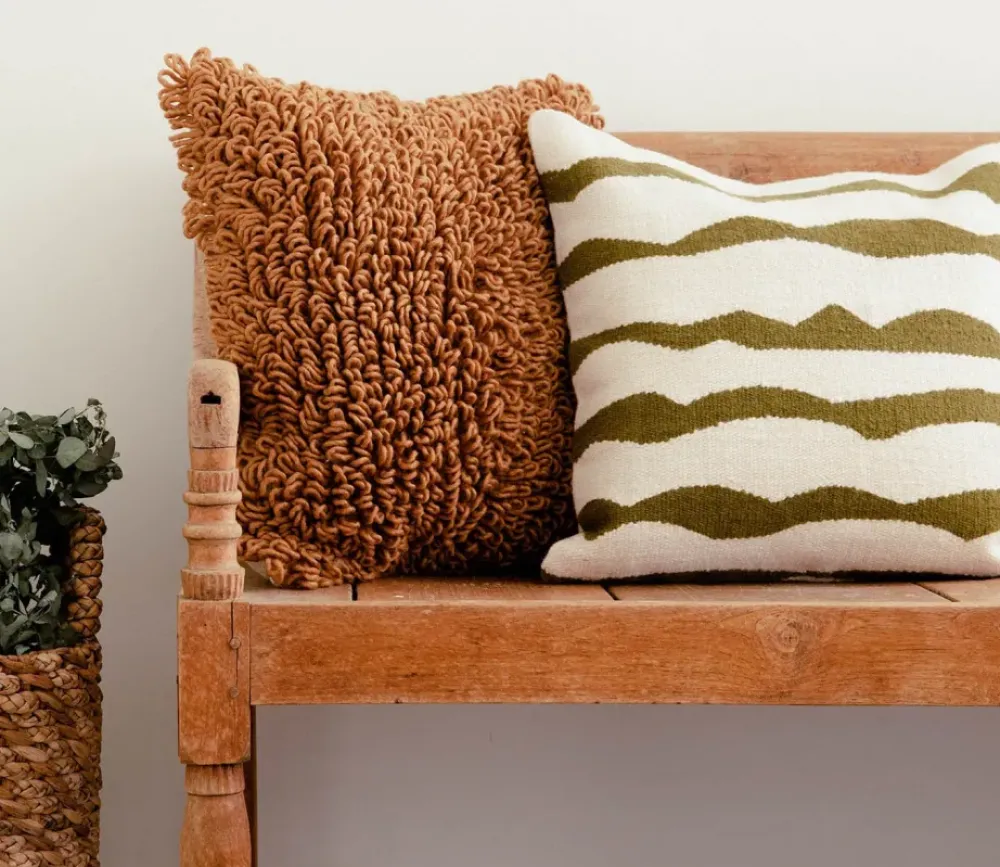 Outlet Paso Throw Pillow in Natural/Moss Handmade Beauty | Wellness