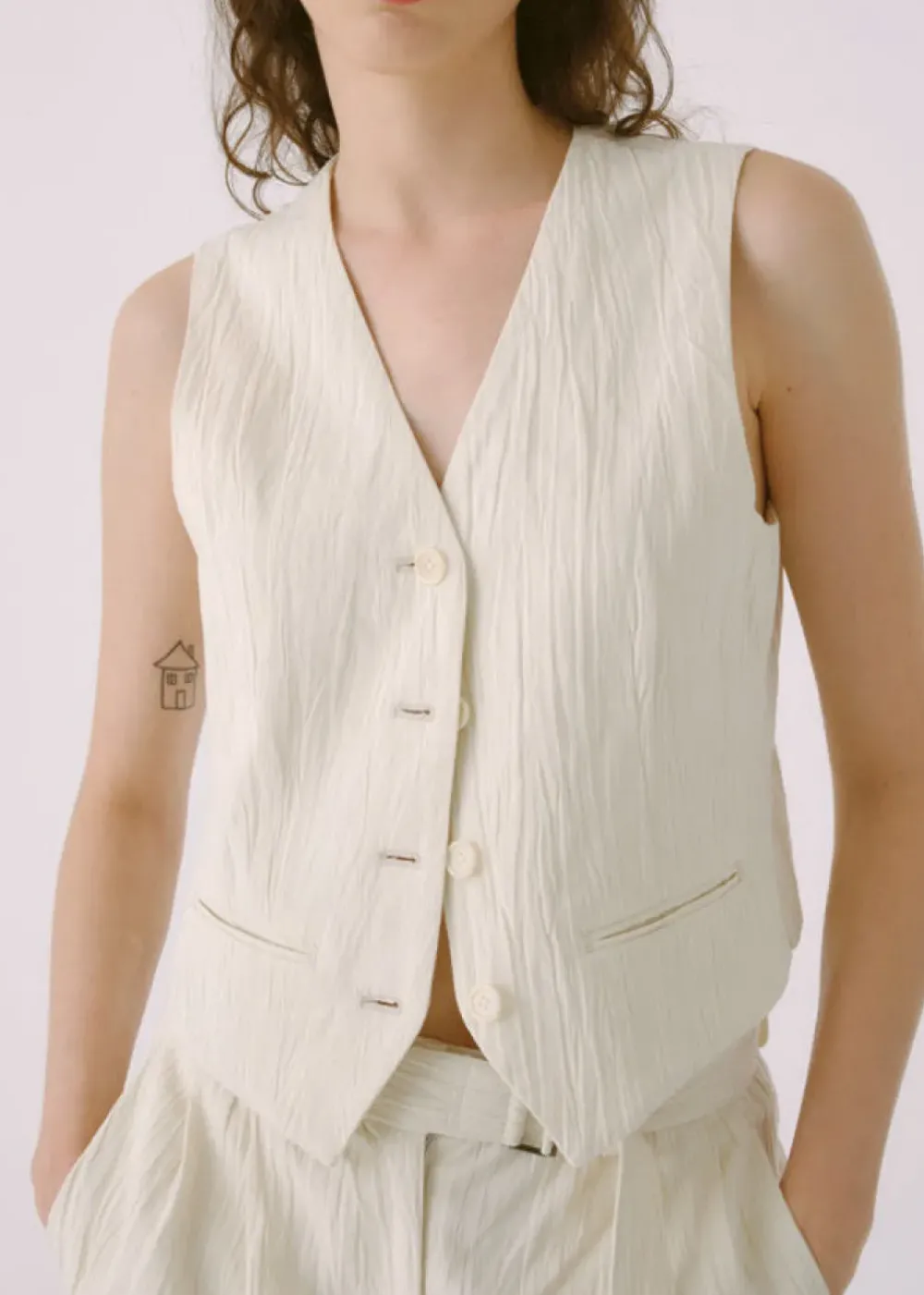 Clearance Sayaka Davis Four Button Vest Ivory Tops