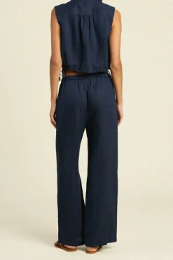Discount Trovata Ivy Shirt in Navy Tops